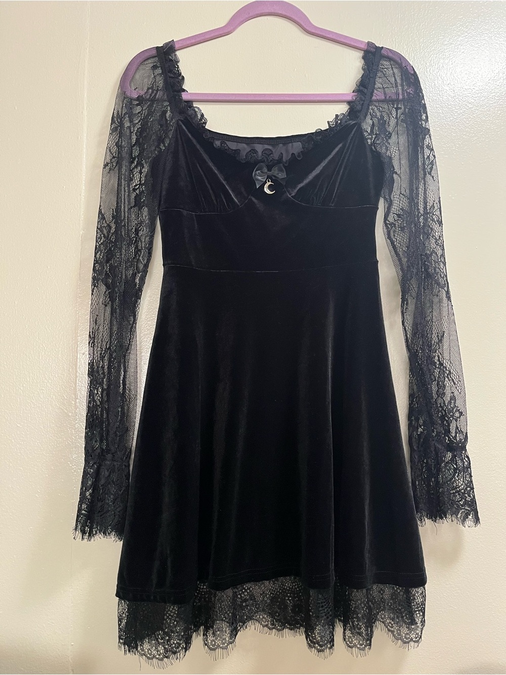 Black Velvet Lace-Sleeve Dress